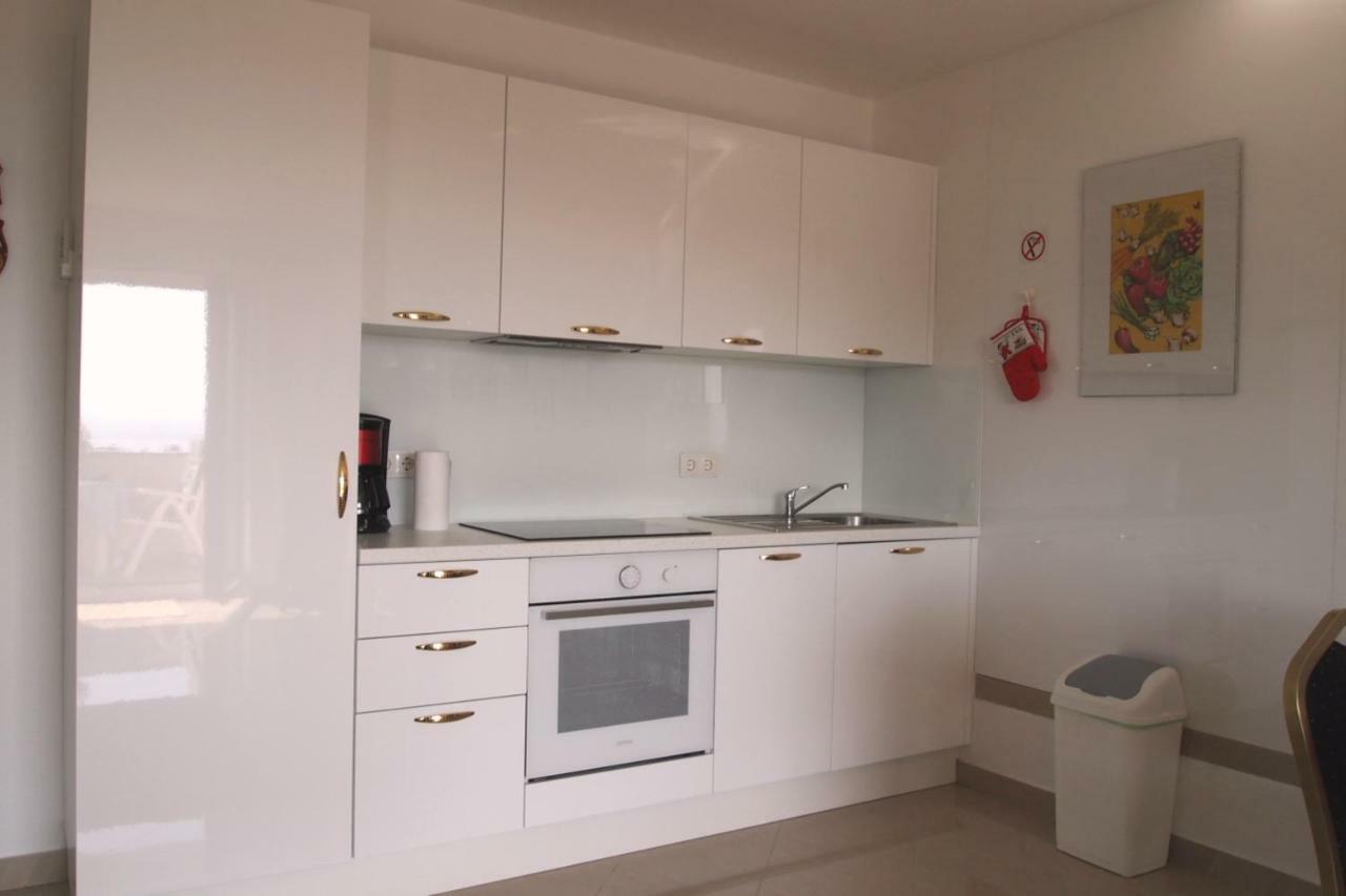 Appartement Open Hus à Krvavica Extérieur photo